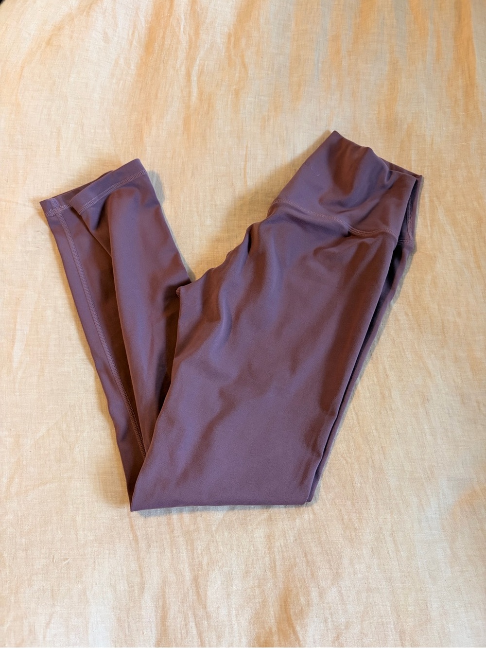 PARAGON Women's Leggings in Mauve Plum